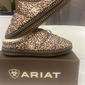 Ariat Women's Leopard Print Clogs.